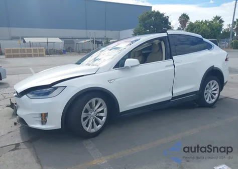 2016 Tesla Model X 60D/70D/75D/90D/P100D из США, поврежденный, VIN 5YJXCBE29GF016849